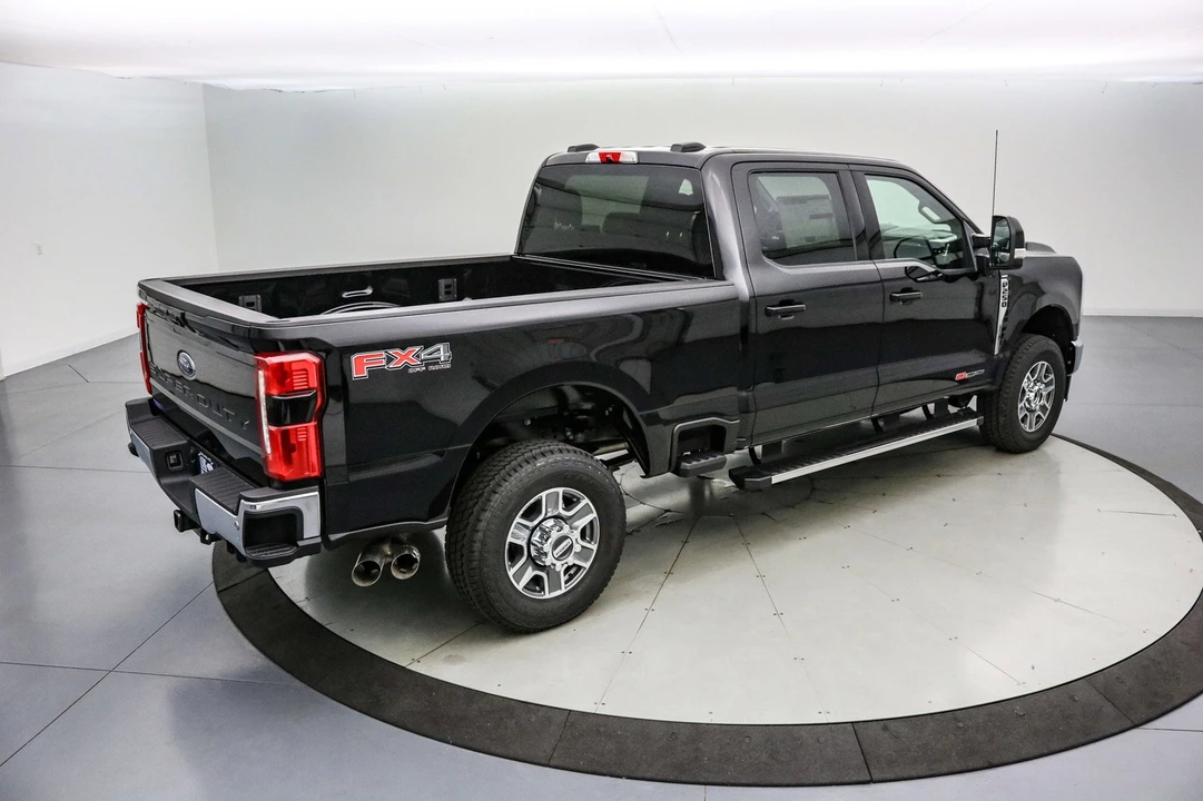 2026 Ford Super Duty 5th Gen - Image 5 of 21