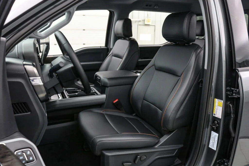 2026 Ford Super Duty 5th Gen - Image 15 of 27