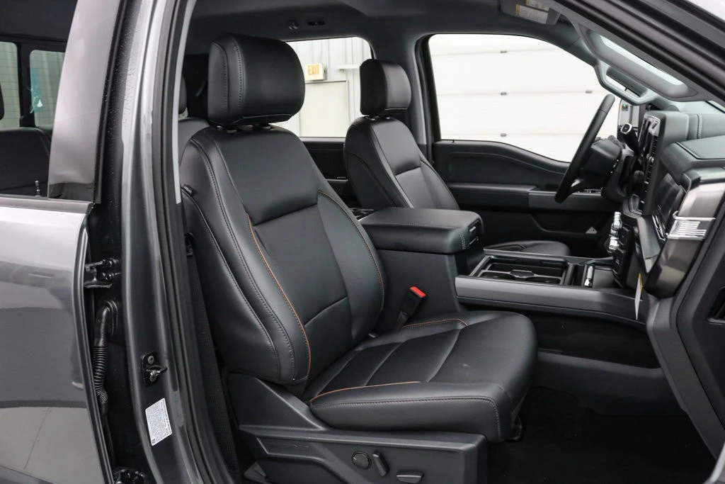 2026 Ford Super Duty 5th Gen - Image 24 of 27