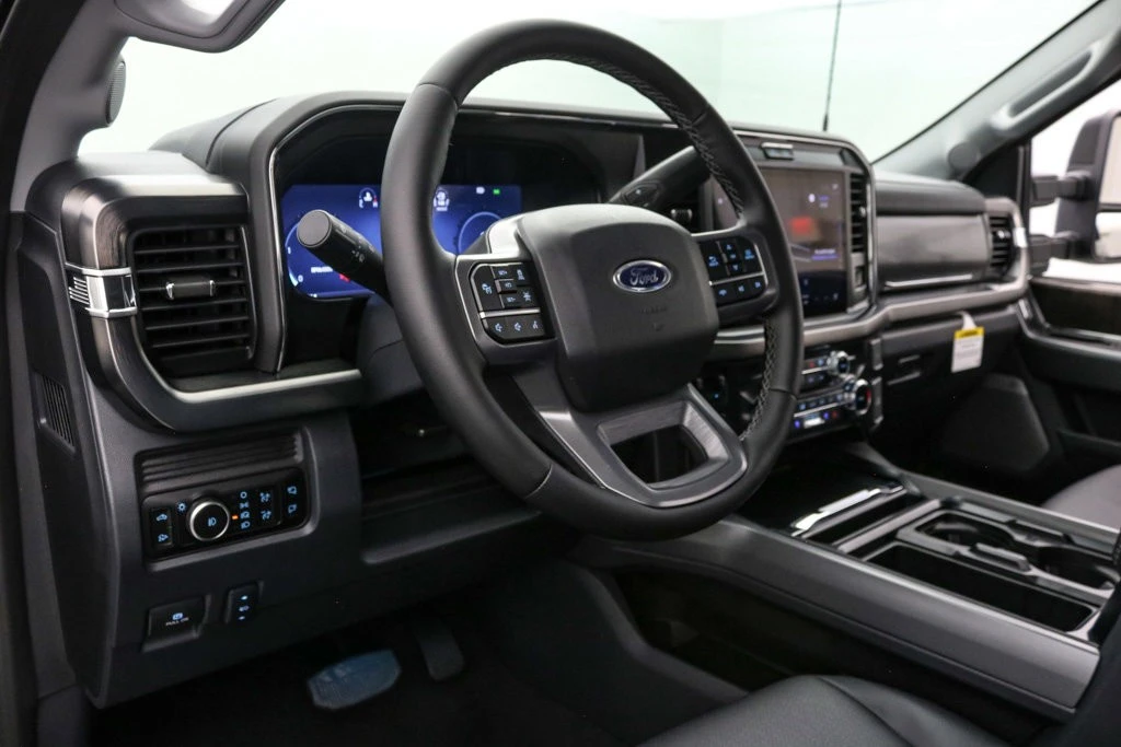 2026 Ford Super Duty 5th Gen - Image 16 of 27