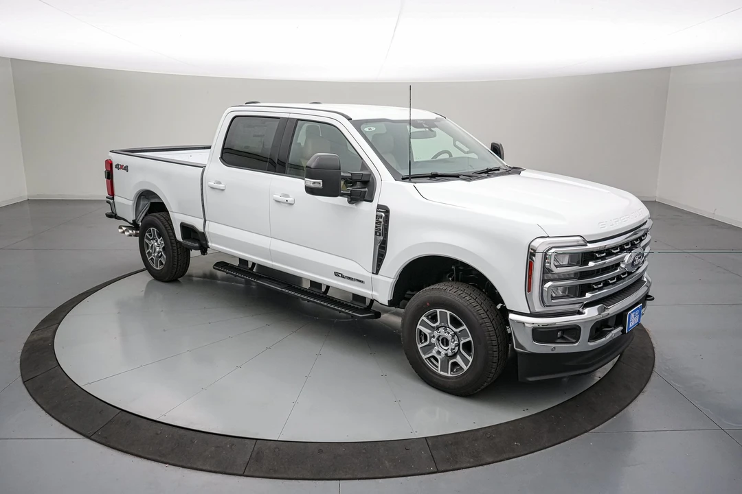 2026 Ford Super Duty 5th Gen - Image 2 of 25