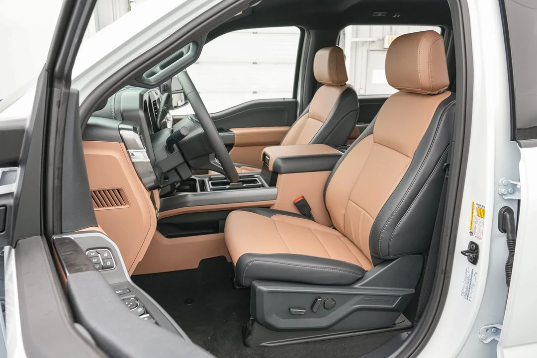 2026 Ford Super Duty 5th Gen - Image 13 of 25