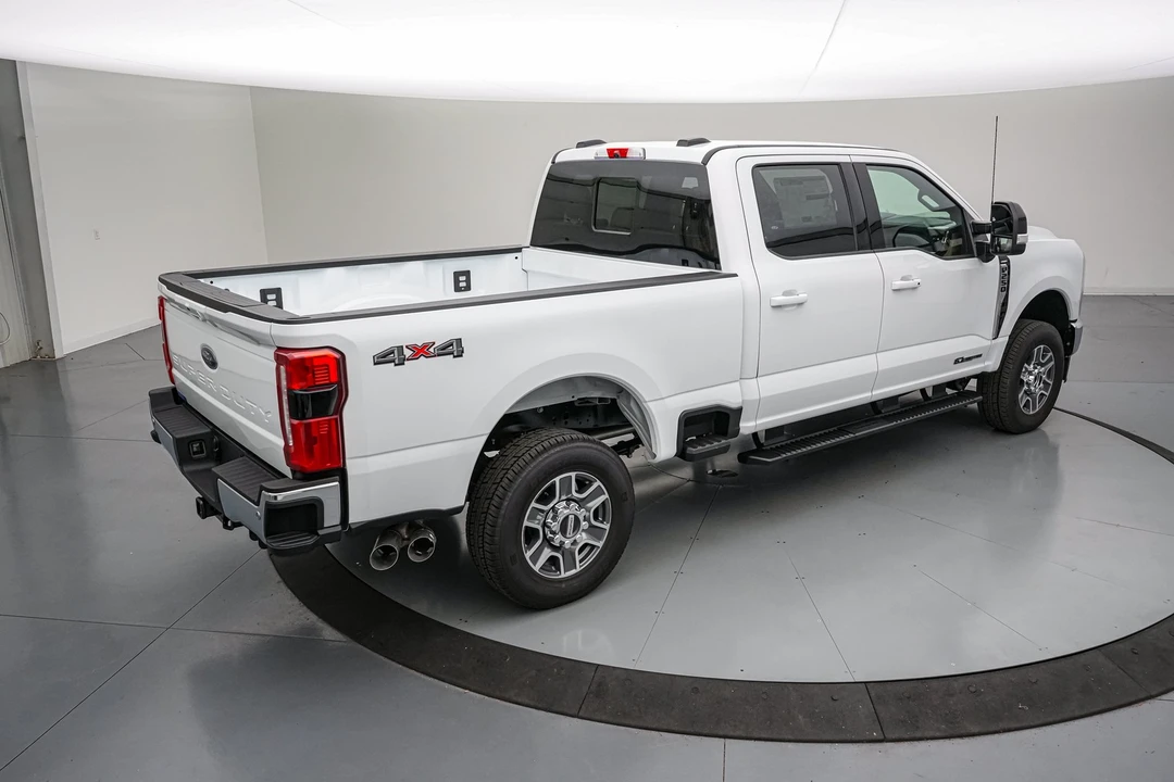 2026 Ford Super Duty 5th Gen - Image 5 of 25
