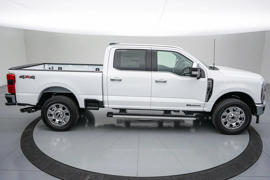 2026 Ford Super Duty 5th Gen - Image 4 of 25