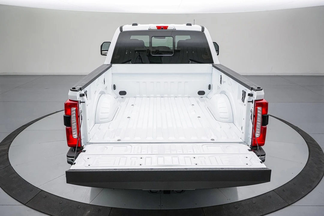 2026 Ford Super Duty 5th Gen - Image 7 of 25