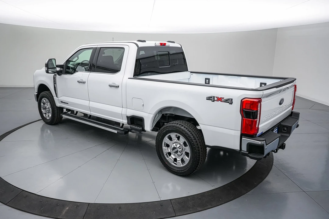 2026 Ford Super Duty 5th Gen - Image 8 of 25