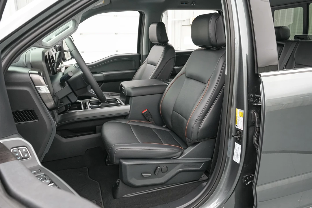 2026 Ford Super Duty 5th Gen - Image 13 of 25