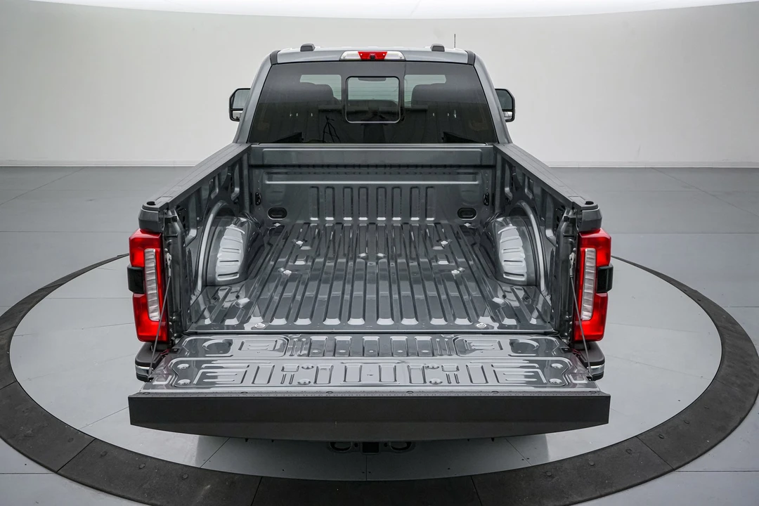 2026 Ford Super Duty 5th Gen - Image 7 of 25