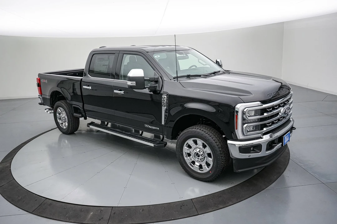 2026 Ford Super Duty 5th Gen - Image 2 of 25