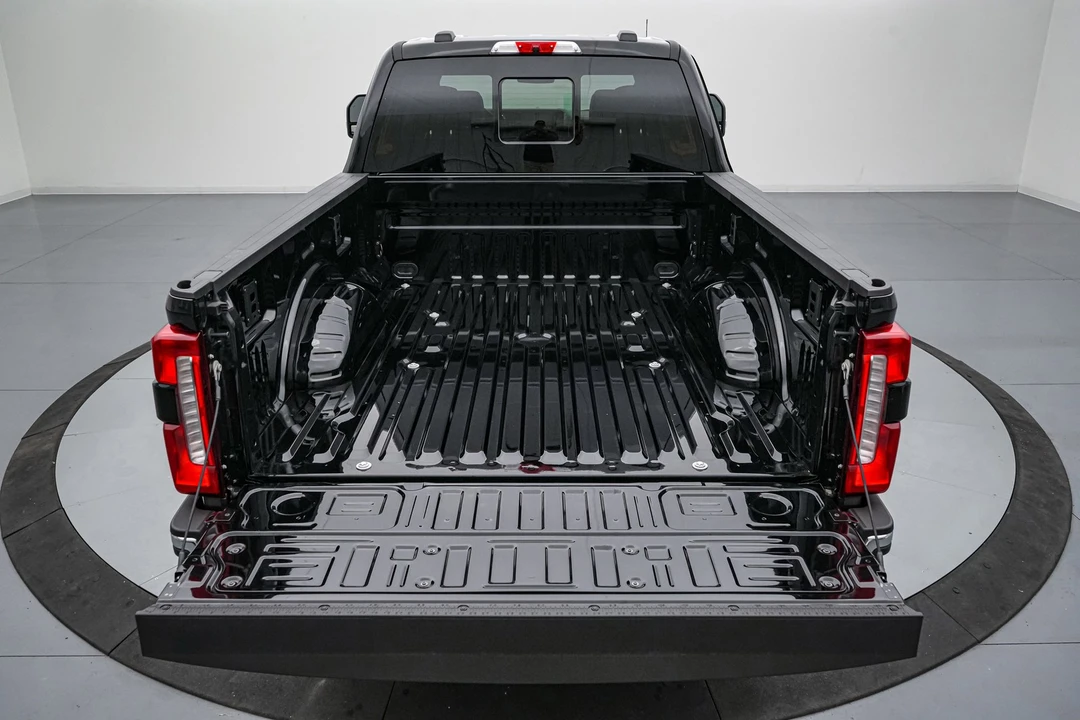 2026 Ford Super Duty 5th Gen - Image 7 of 25