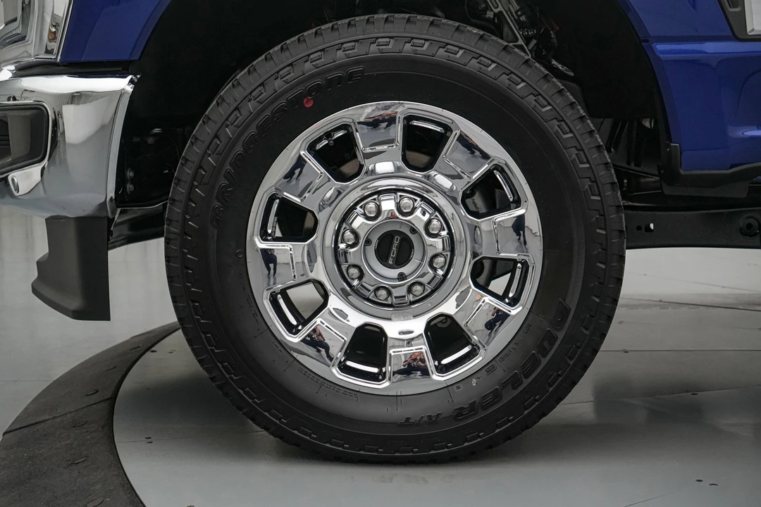 2026 Ford Super Duty 5th Gen - Image 12 of 26