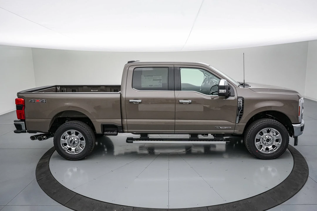 2026 Ford Super Duty 5th Gen - Image 4 of 25
