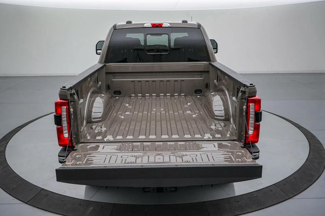 2026 Ford Super Duty 5th Gen - Image 7 of 25