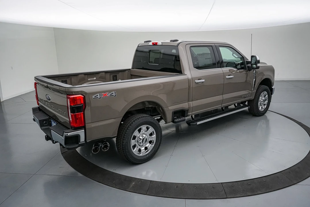 2026 Ford Super Duty 5th Gen - Image 5 of 25