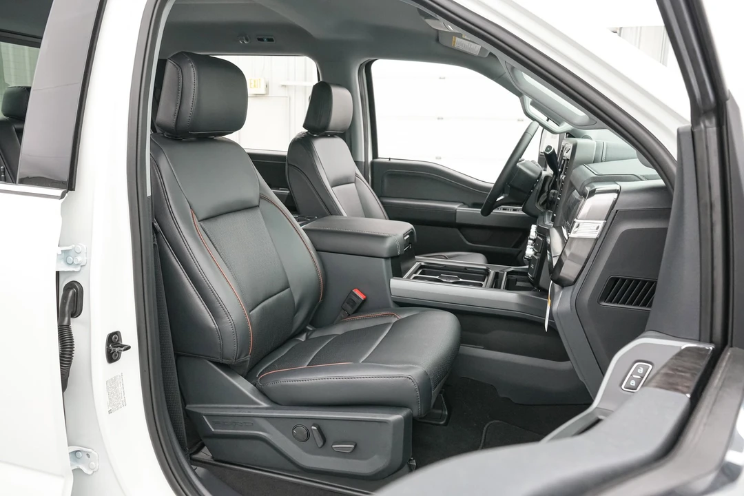 2026 Ford Super Duty 5th Gen - Image 22 of 25