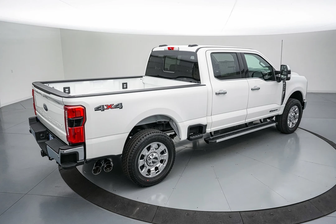 2026 Ford Super Duty 5th Gen - Image 5 of 25