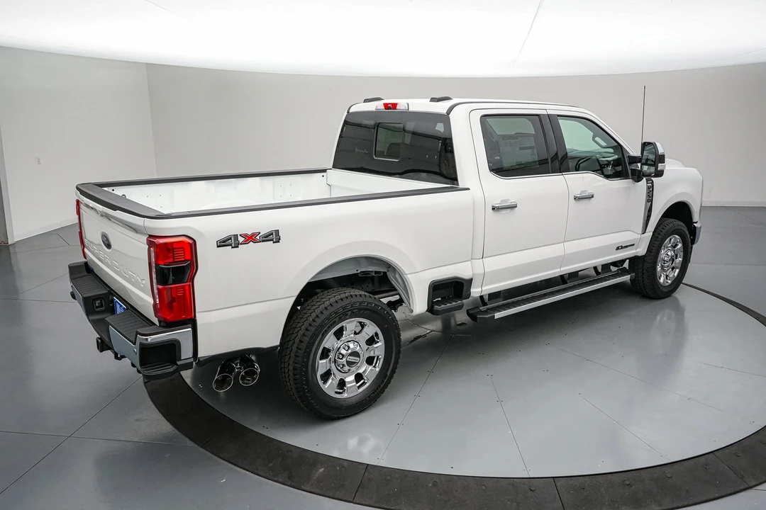 2026 Ford Super Duty 5th Gen - Image 5 of 25