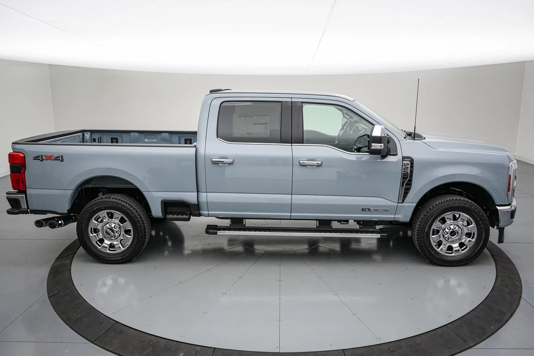 2026 Ford Super Duty 5th Gen - Image 4 of 25