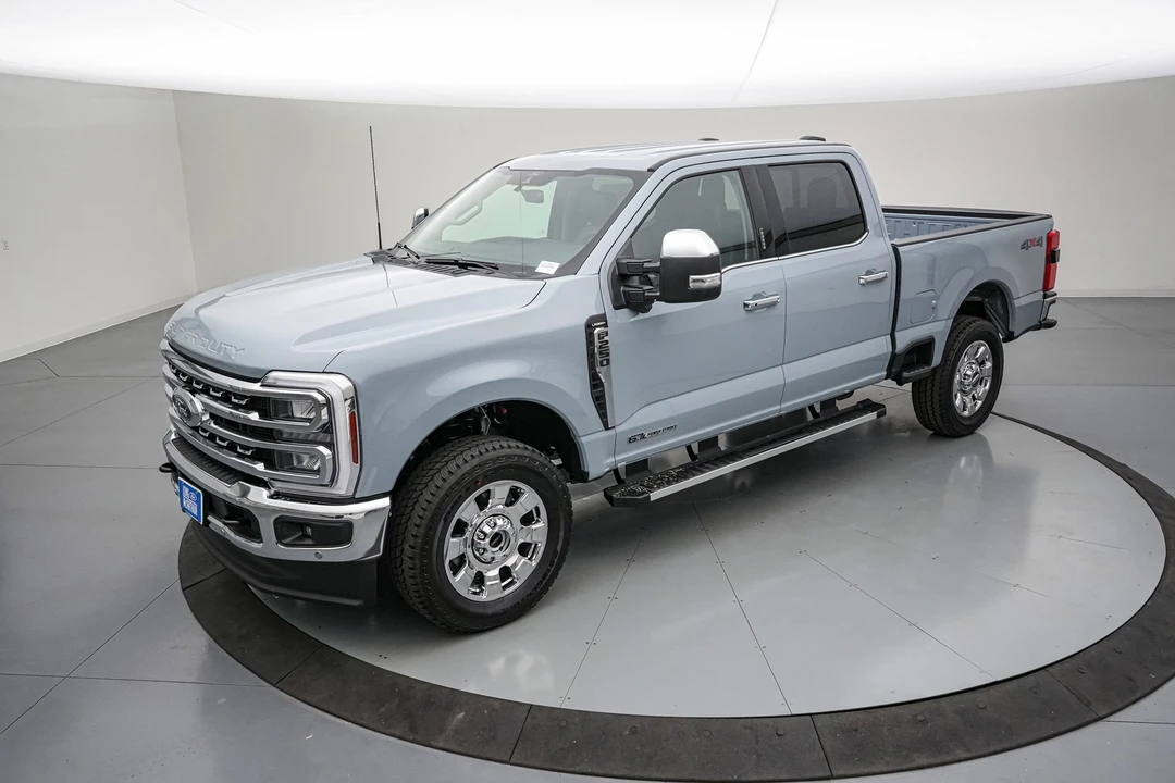 2026 Ford Super Duty 5th Gen - Image 10 of 25