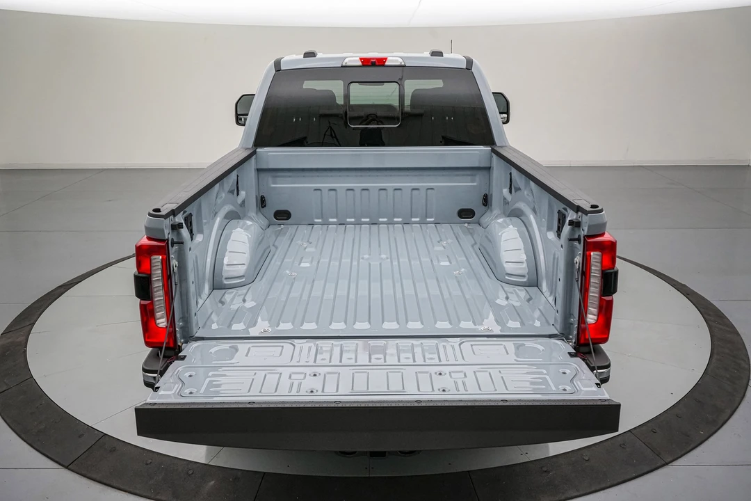 2026 Ford Super Duty 5th Gen - Image 7 of 25