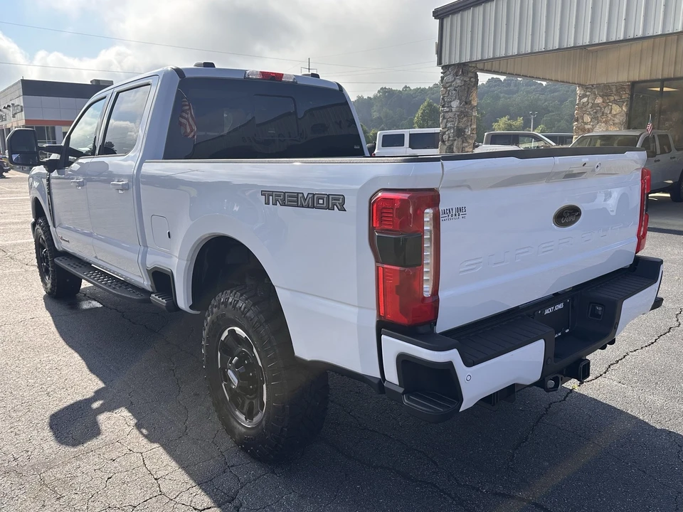 2026 Ford Super Duty 5th Gen - Image 8 of 31
