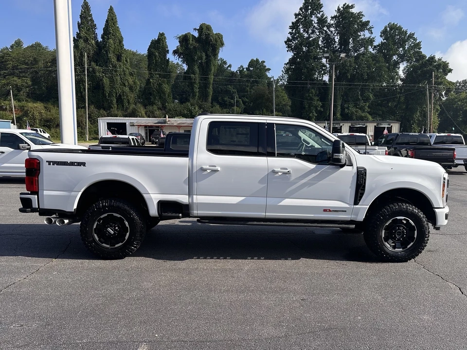 2026 Ford Super Duty 5th Gen - Image 5 of 31