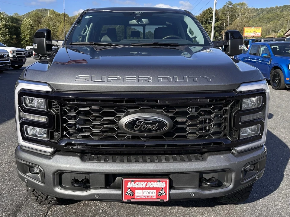 2026 Ford Super Duty 5th Gen - Image 3 of 21