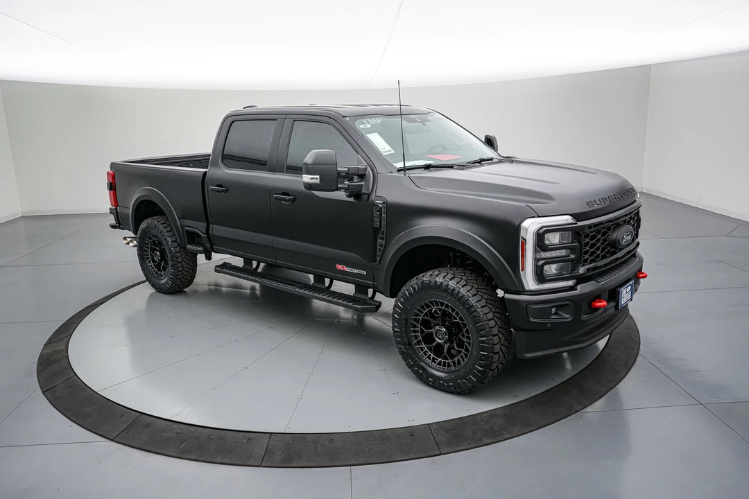 2026 Ford Super Duty 5th Gen - Image 4 of 31