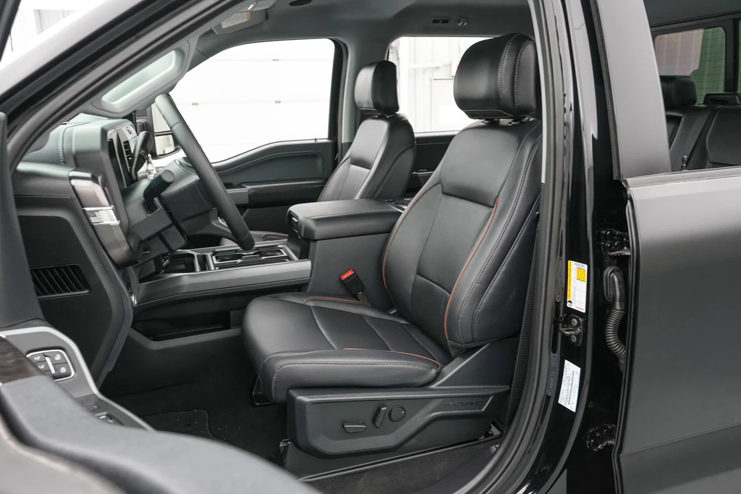 2026 Ford Super Duty 5th Gen - Image 20 of 31