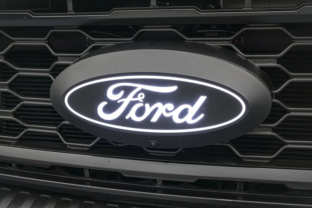 2026 Ford Super Duty 5th Gen - Image 17 of 31