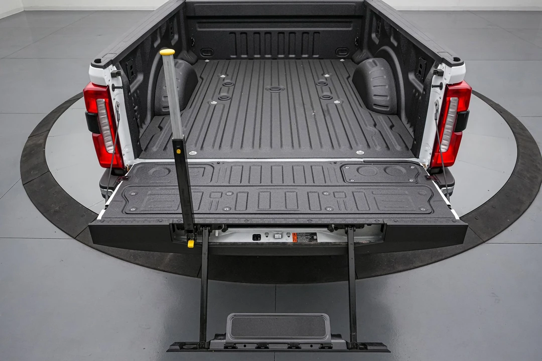2026 Ford Super Duty 5th Gen - Image 8 of 29