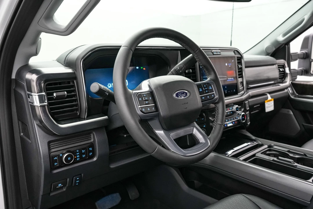 2026 Ford Super Duty 5th Gen - Image 18 of 29