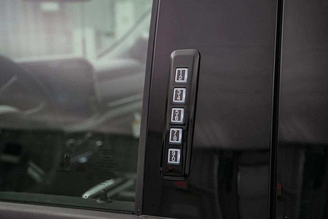 2026 Ford Super Duty 5th Gen - Image 15 of 21
