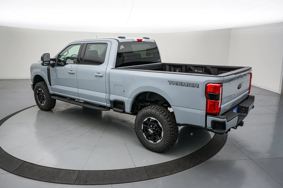 2026 Ford Super Duty 5th Gen - Image 8 of 26