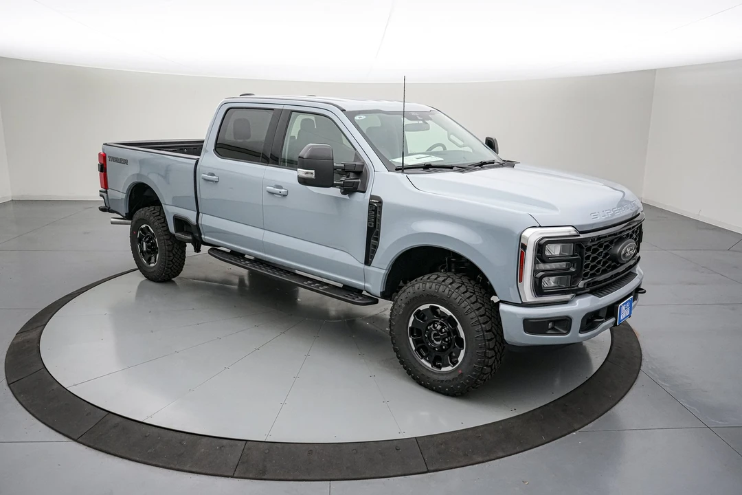 2026 Ford Super Duty 5th Gen - Image 2 of 26