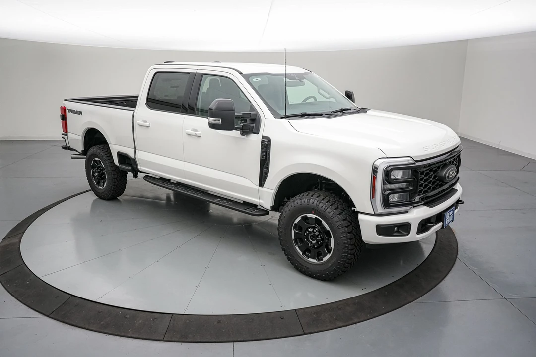 2026 Ford Super Duty 5th Gen - Image 2 of 26
