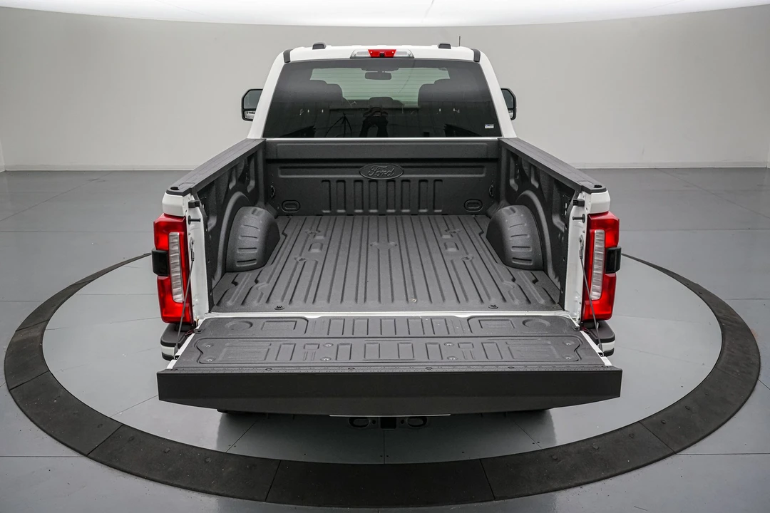 2026 Ford Super Duty 5th Gen - Image 7 of 26