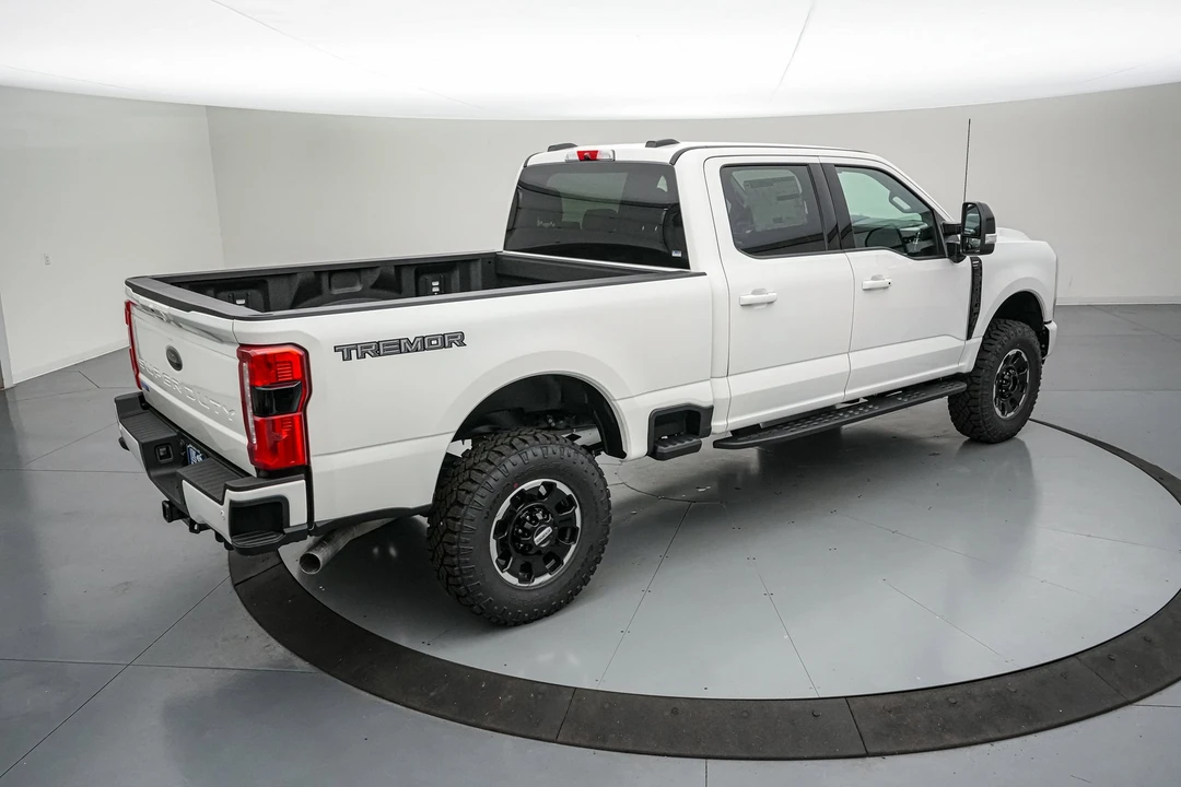 2026 Ford Super Duty 5th Gen - Image 5 of 26