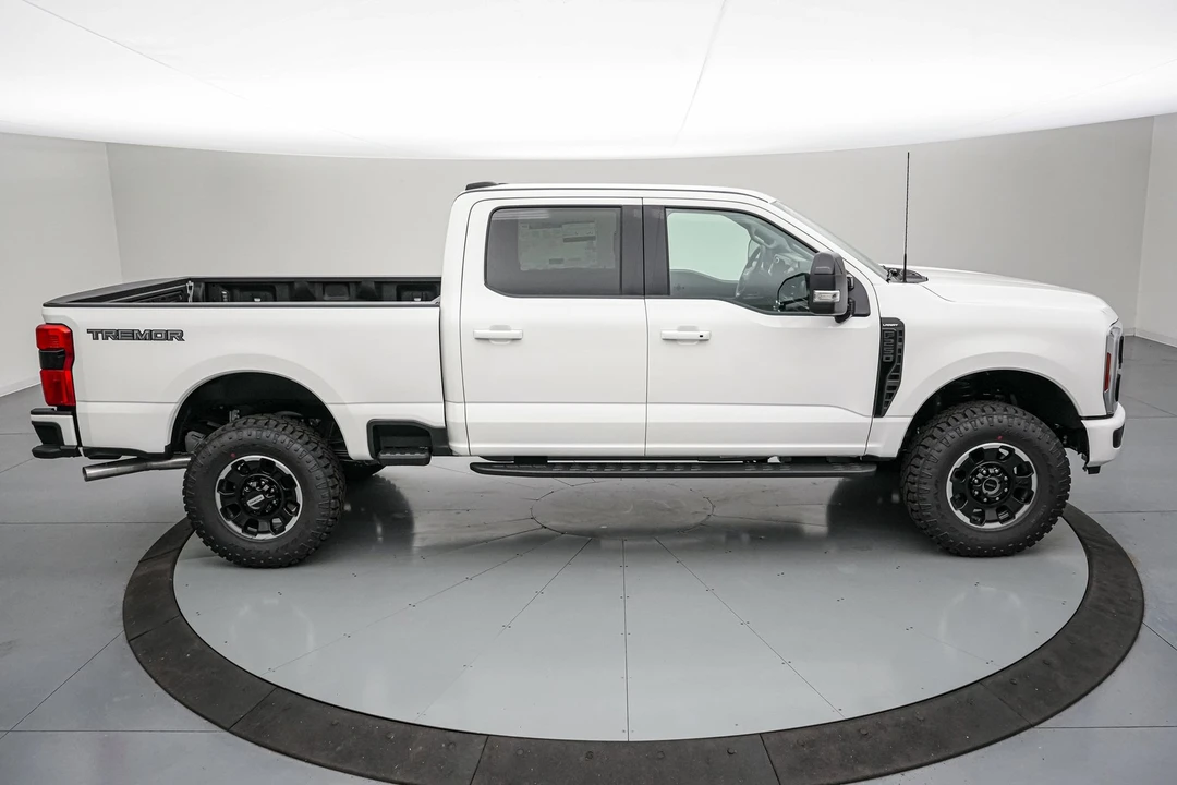 2026 Ford Super Duty 5th Gen - Image 4 of 26