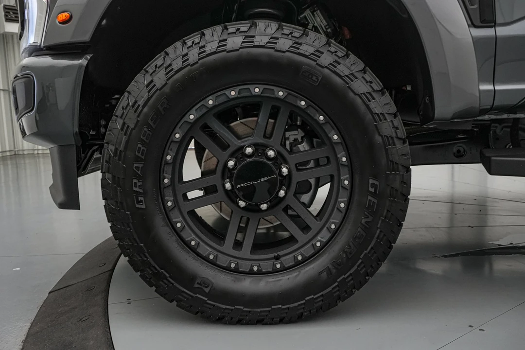 2026 Ford Super Duty 5th Gen - Image 13 of 31