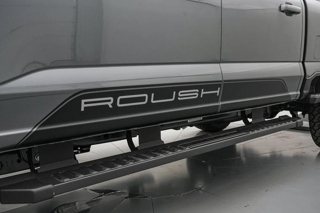 2026 Ford Super Duty 5th Gen - Image 17 of 31