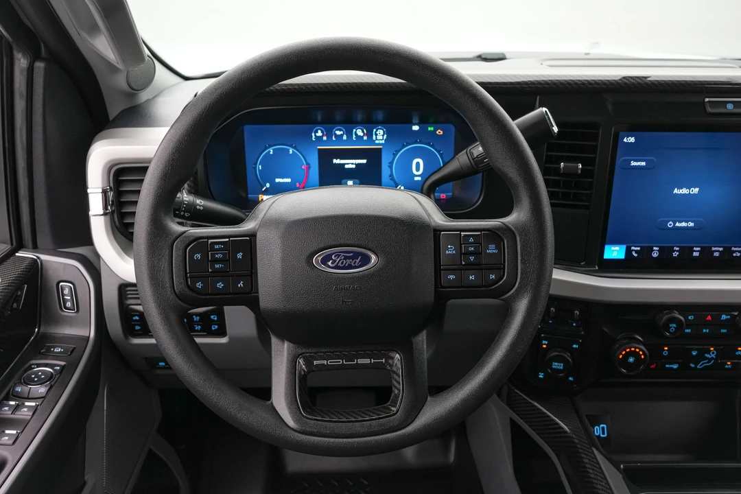 2026 Ford Super Duty 5th Gen - Image 26 of 31