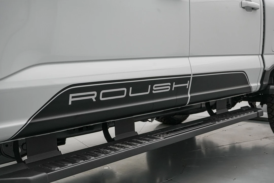 2026 Ford Super Duty 5th Gen - Image 18 of 31