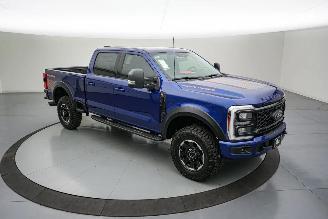 2026 Ford Super Duty 5th Gen - Image 4 of 31