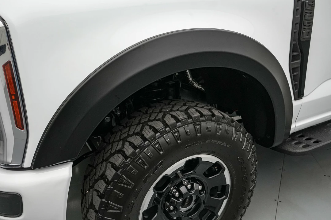 2026 Ford Super Duty 5th Gen - Image 22 of 31