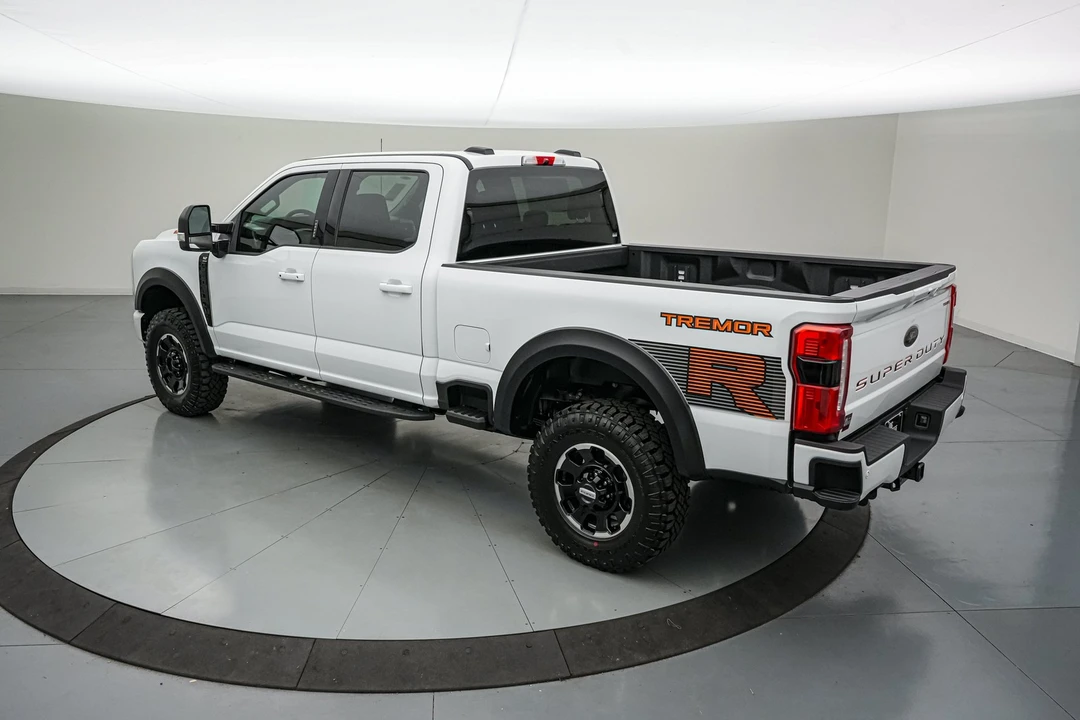 2026 Ford Super Duty 5th Gen - Image 9 of 31