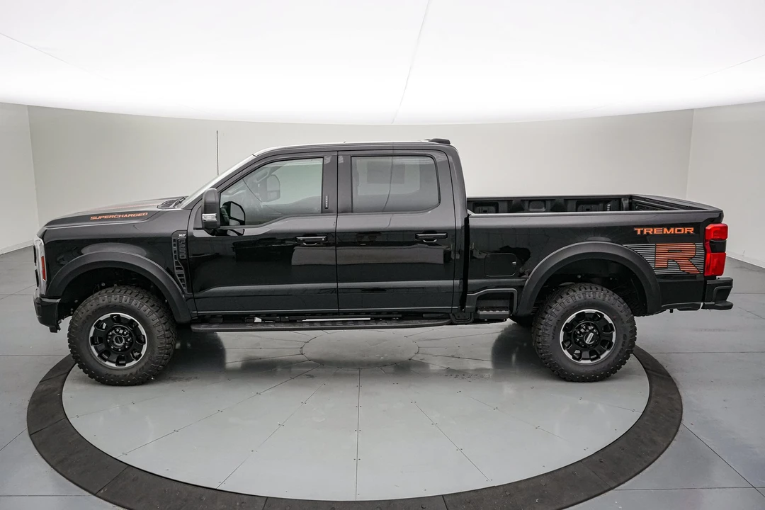 2026 Ford Super Duty 5th Gen - Image 9 of 31