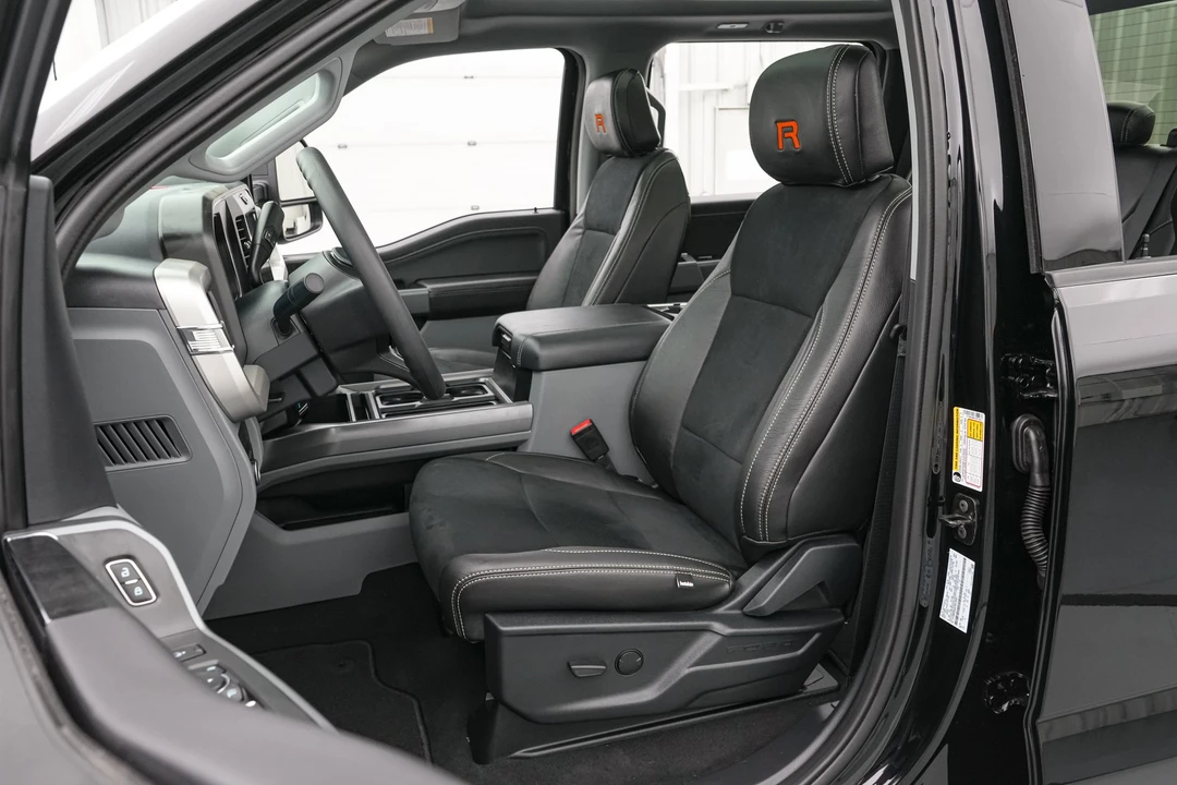 2026 Ford Super Duty 5th Gen - Image 27 of 31