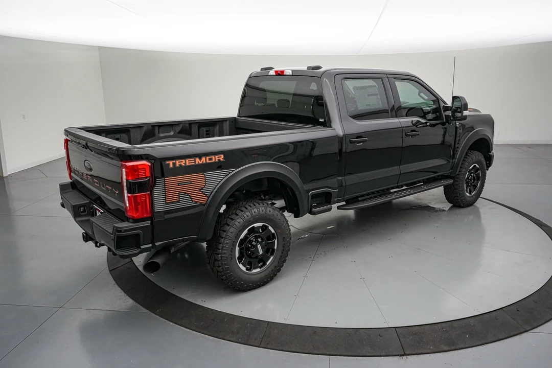 2026 Ford Super Duty 5th Gen - Image 5 of 31