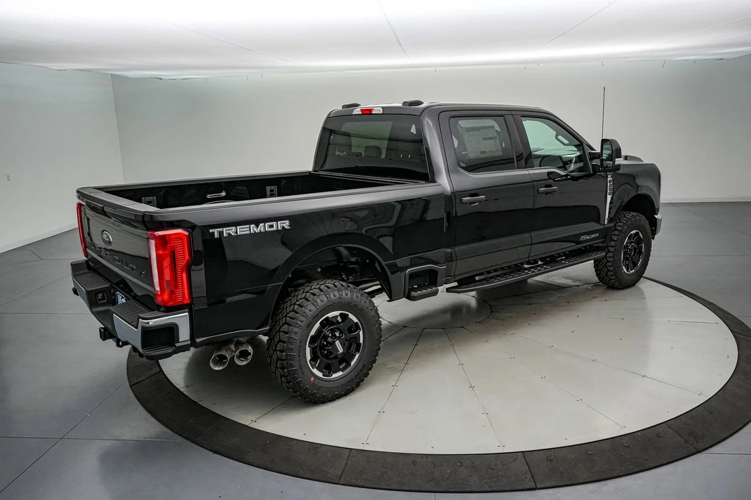 2026 Ford Super Duty 5th Gen - Image 5 of 21